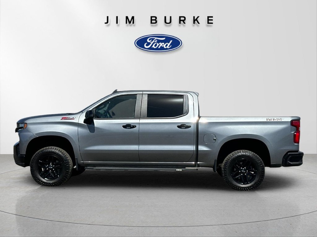Used 2021 Chevrolet Silverado 1500 LT Trail Boss w/ Convenience Package II AWD/4WD image 2