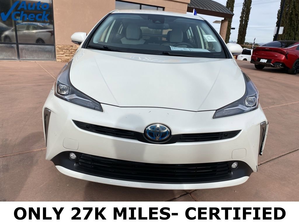 Used 2020 Toyota Prius XLE w/ Advanced Technology Package image 12