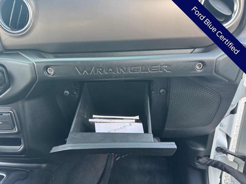Used 2020 Jeep Wrangler Unlimited Rubicon AWD/4WD image 18
