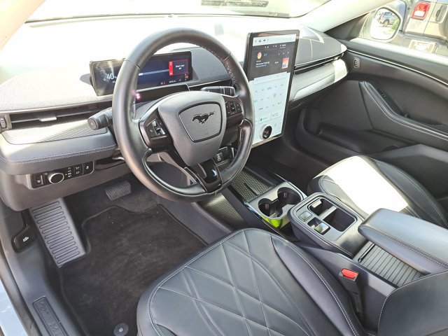 Certified 2025 Ford Mustang Mach-E Select w/ Comfort Package Lite image 18
