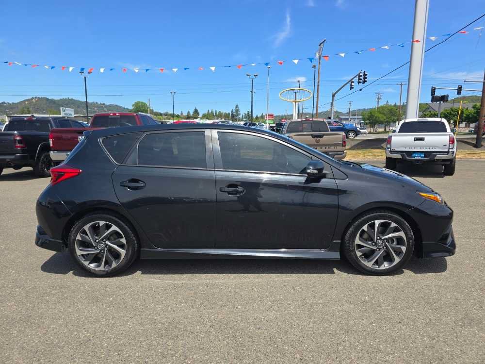 Used 2018 Toyota Corolla iM FWD image 6