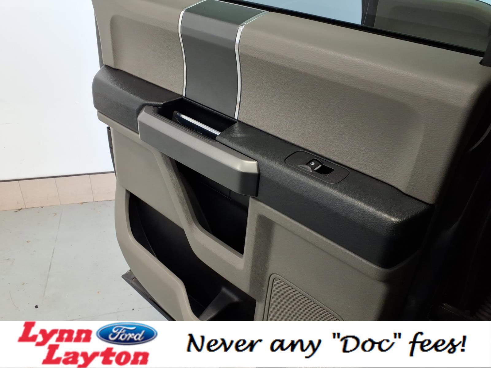 Certified 2019 Ford F150 XLT w/ Equipment Group 302A Luxury image 18