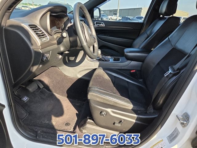 Used 2017 Jeep Grand Cherokee Altitude AWD/4WD image 8