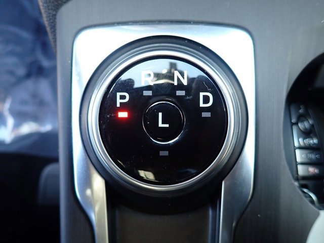 Certified 2022 Ford Escape SE w/ SE Sport Appearance Package image 25