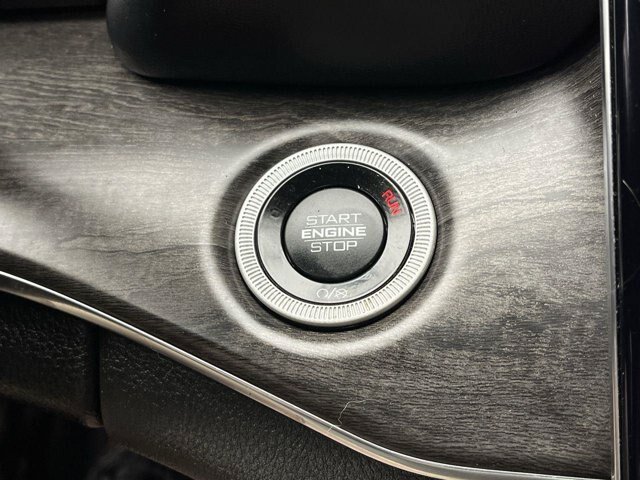 Used 2023 Jeep Grand Cherokee Overland AWD/4WD image 23