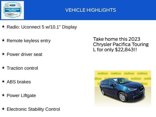 Used 2023 Chrysler Pacifica Touring-L FWD image 18
