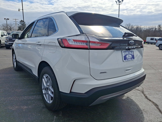 Certified 2023 Ford Edge SEL w/ Convenience Package image 3