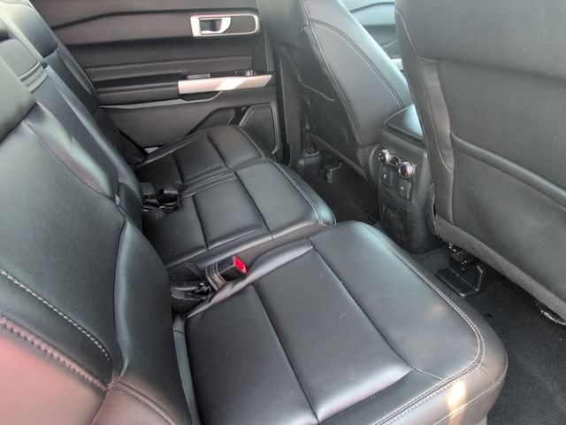 Certified 2023 Ford Explorer XLT w/ Equipment Group 202A AWD/4WD image 18