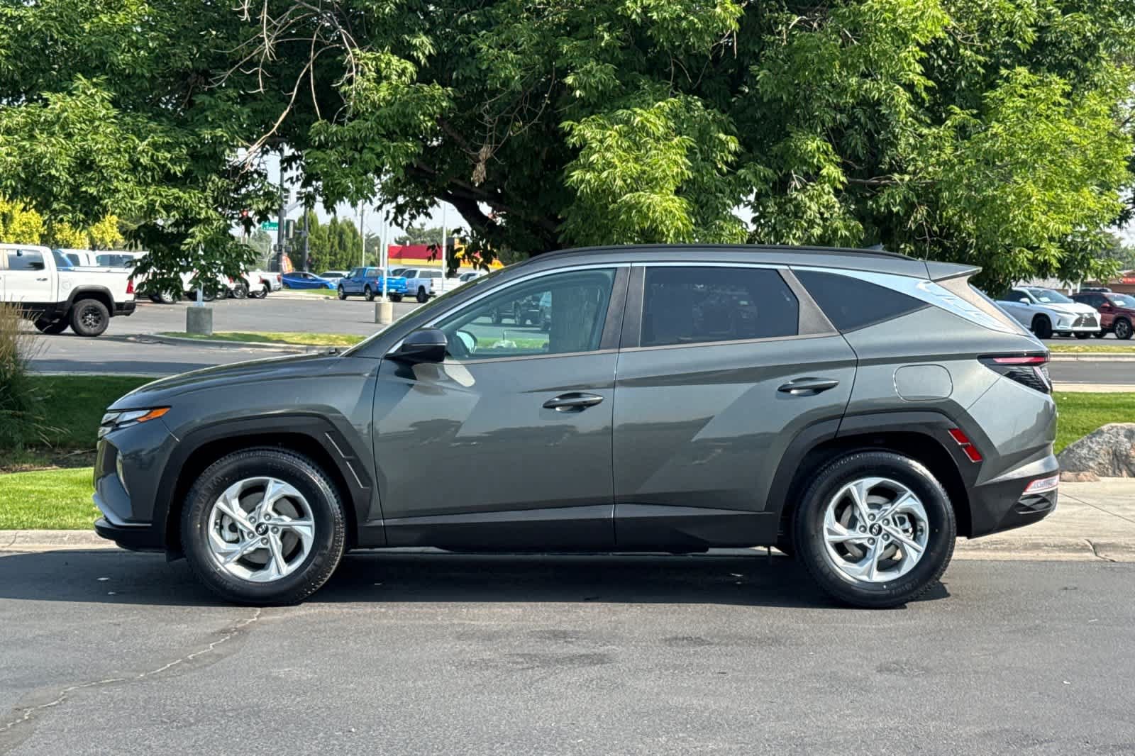 Used 2022 Hyundai Tucson SEL FWD image 5