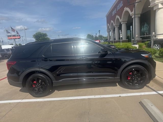 Certified 2023 Ford Explorer ST w/ Equipment Group 401A AWD/4WD image 2
