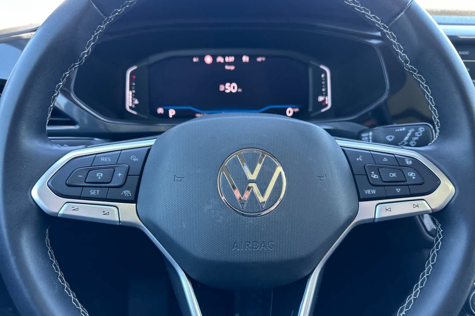 Used 2022 Volkswagen Taos SEL image 24