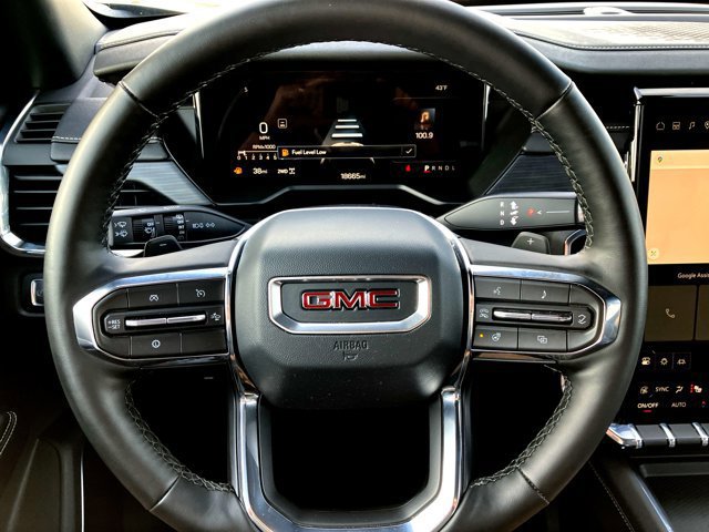 Used 2025 GMC Acadia Elevation image 37