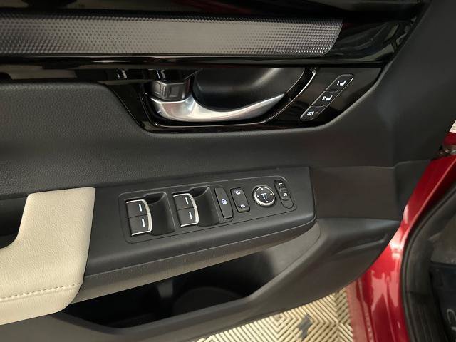 Used 2024 Honda CR-V EX-L image 16