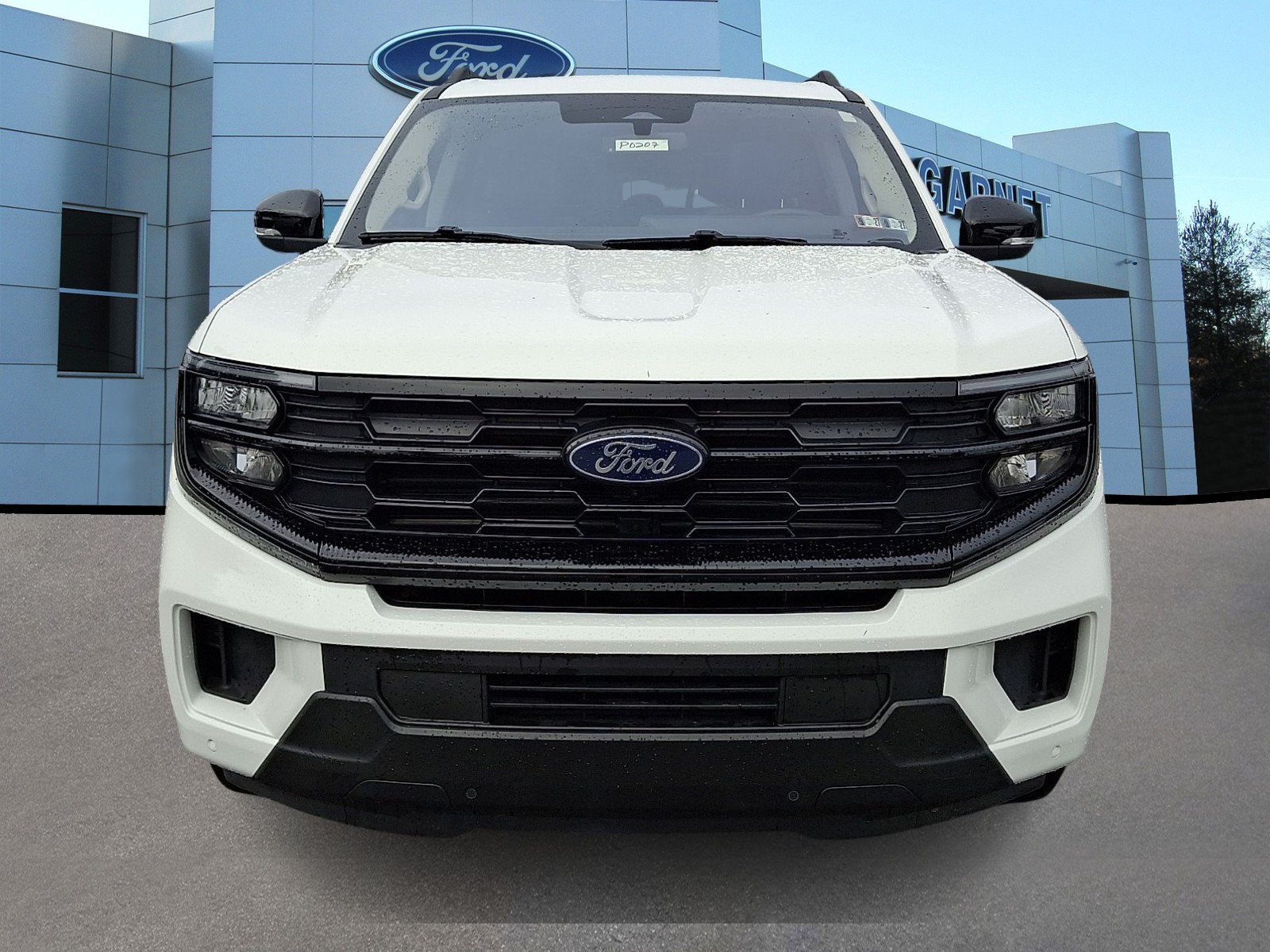 Certified 2025 Ford Expedition Active AWD/4WD image 3