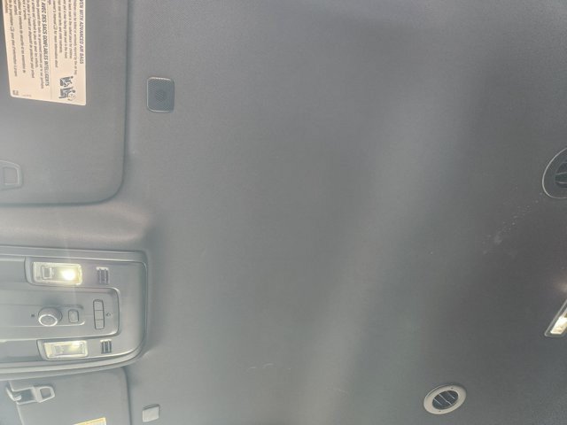 Used 2022 Chevrolet Suburban RST AWD/4WD image 28