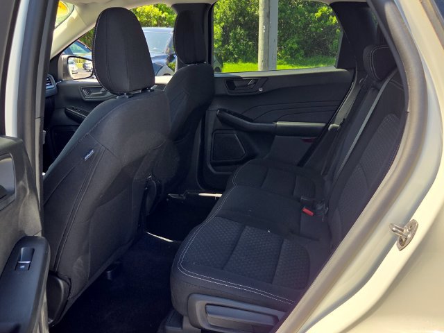Certified 2023 Ford Escape Active AWD/4WD image 10
