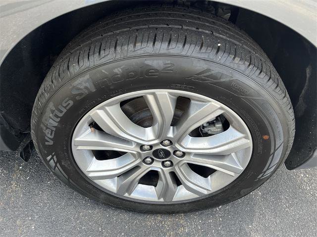 Certified 2024 Ford Edge Titanium image 10