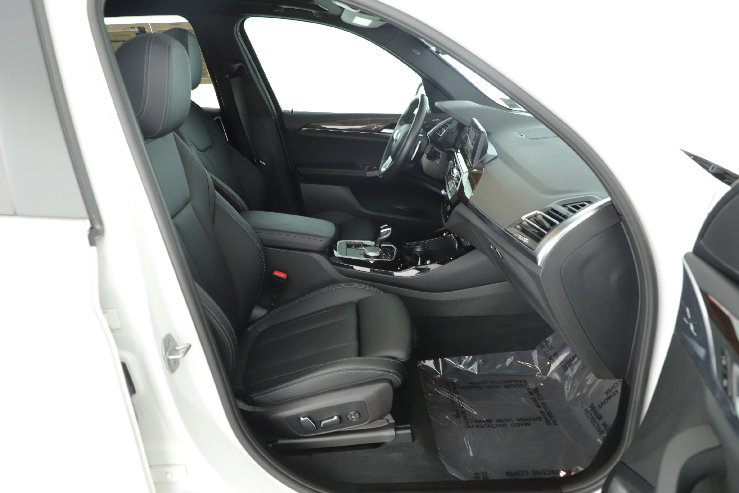 Used 2024 BMW X3 sDrive30i w/ Convenience Package RWD image 14