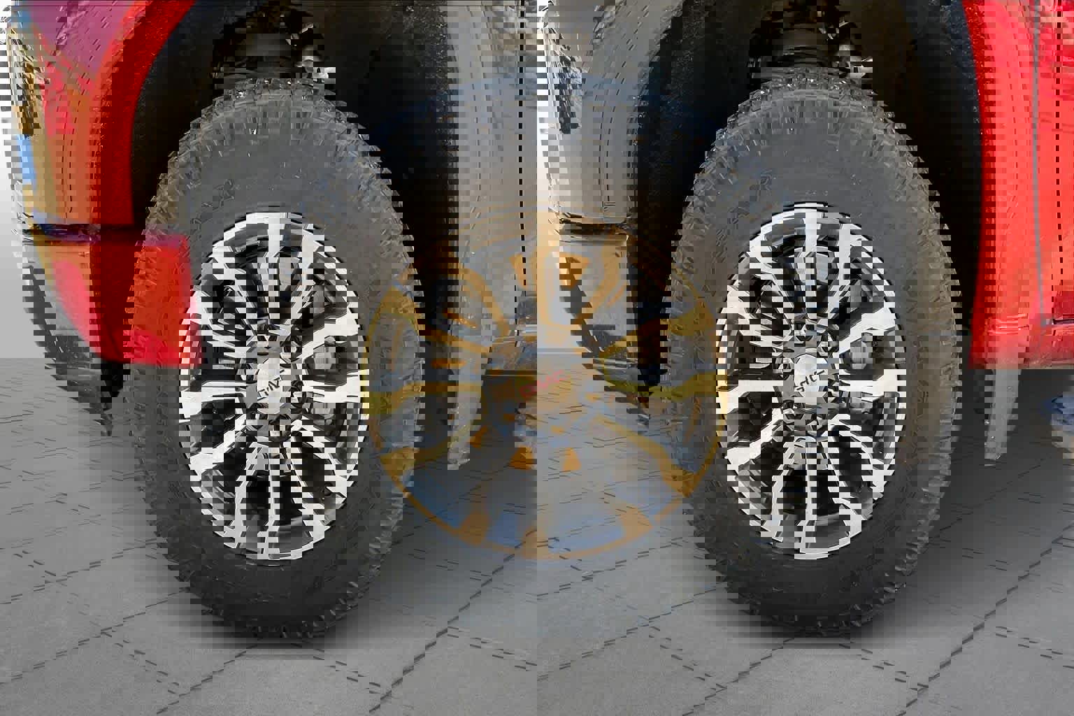 Used 2019 GMC Sierra 1500 AT4 w/ Off Road Performance Package image 10