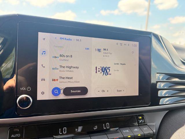 Used 2025 Toyota Camry LE image 19