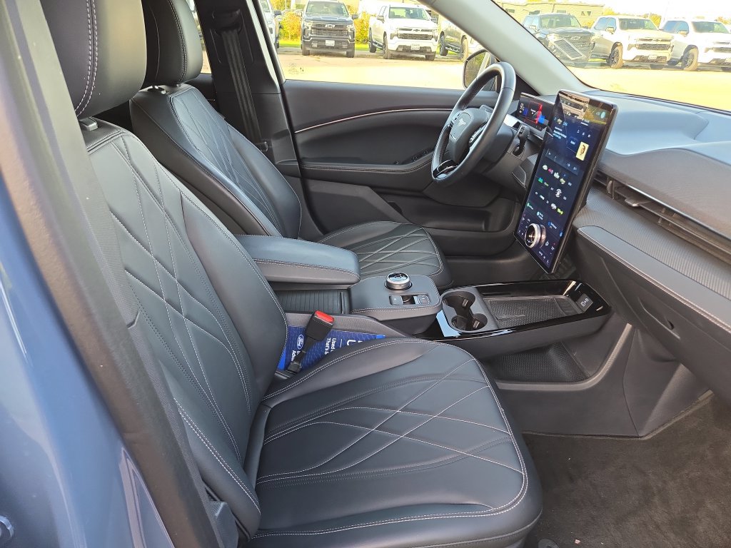 Certified 2024 Ford Mustang Mach-E Select w/ Comfort Package Lite AWD/4WD image 17