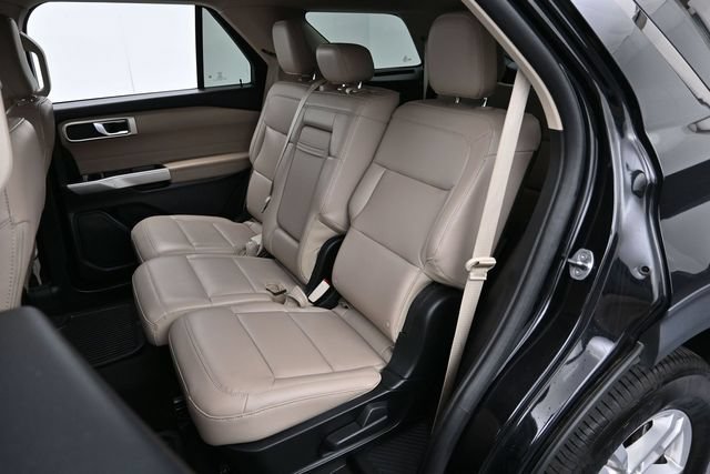 Certified 2023 Ford Explorer XLT w/ Equipment Group 202A AWD/4WD image 27
