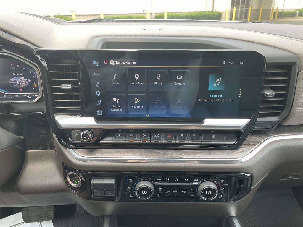 Used 2023 Chevrolet Silverado 1500 LTZ w/ LTZ Convenience Package II AWD/4WD image 22
