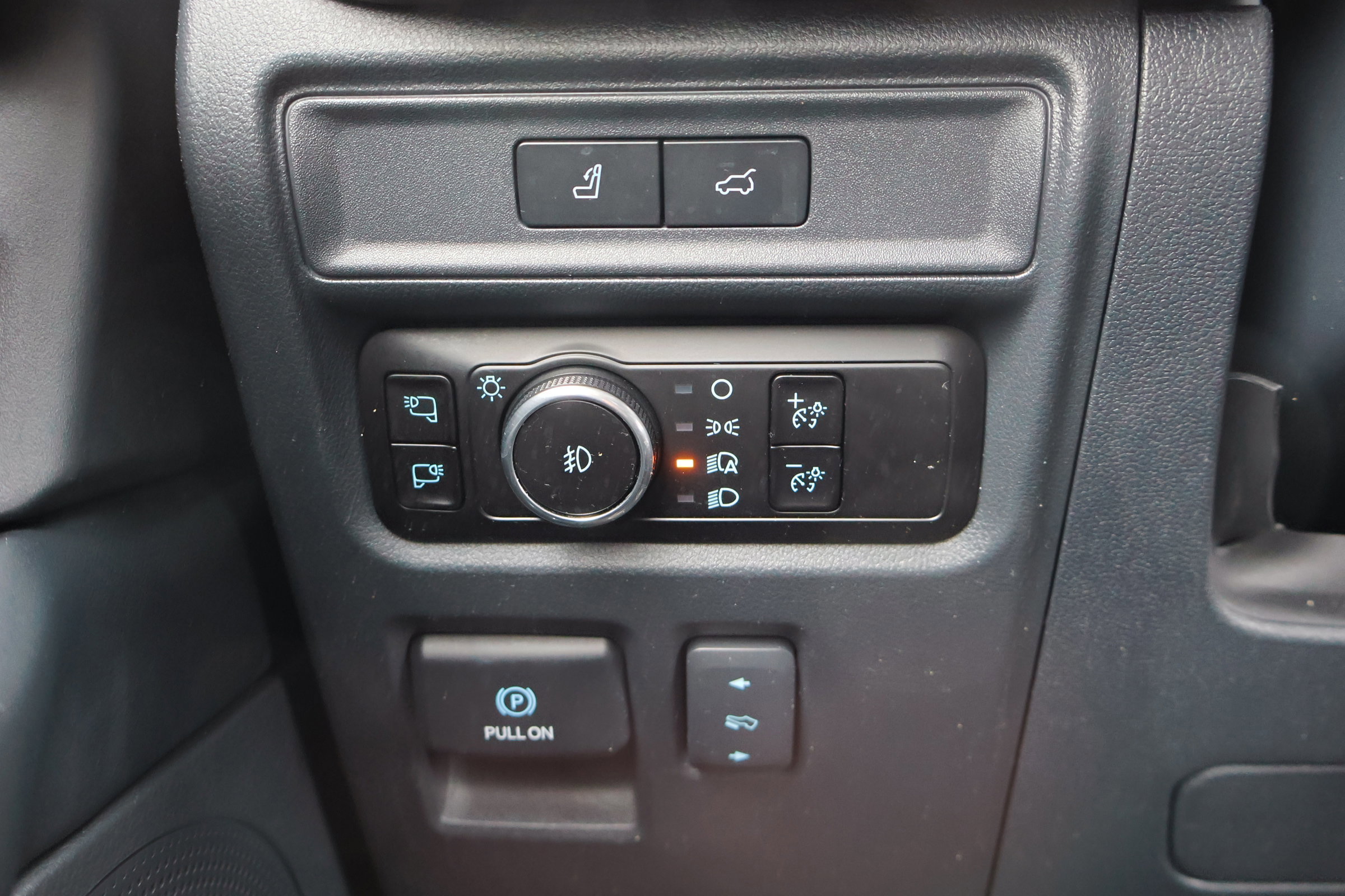 Certified 2023 Ford Expedition Platinum image 17