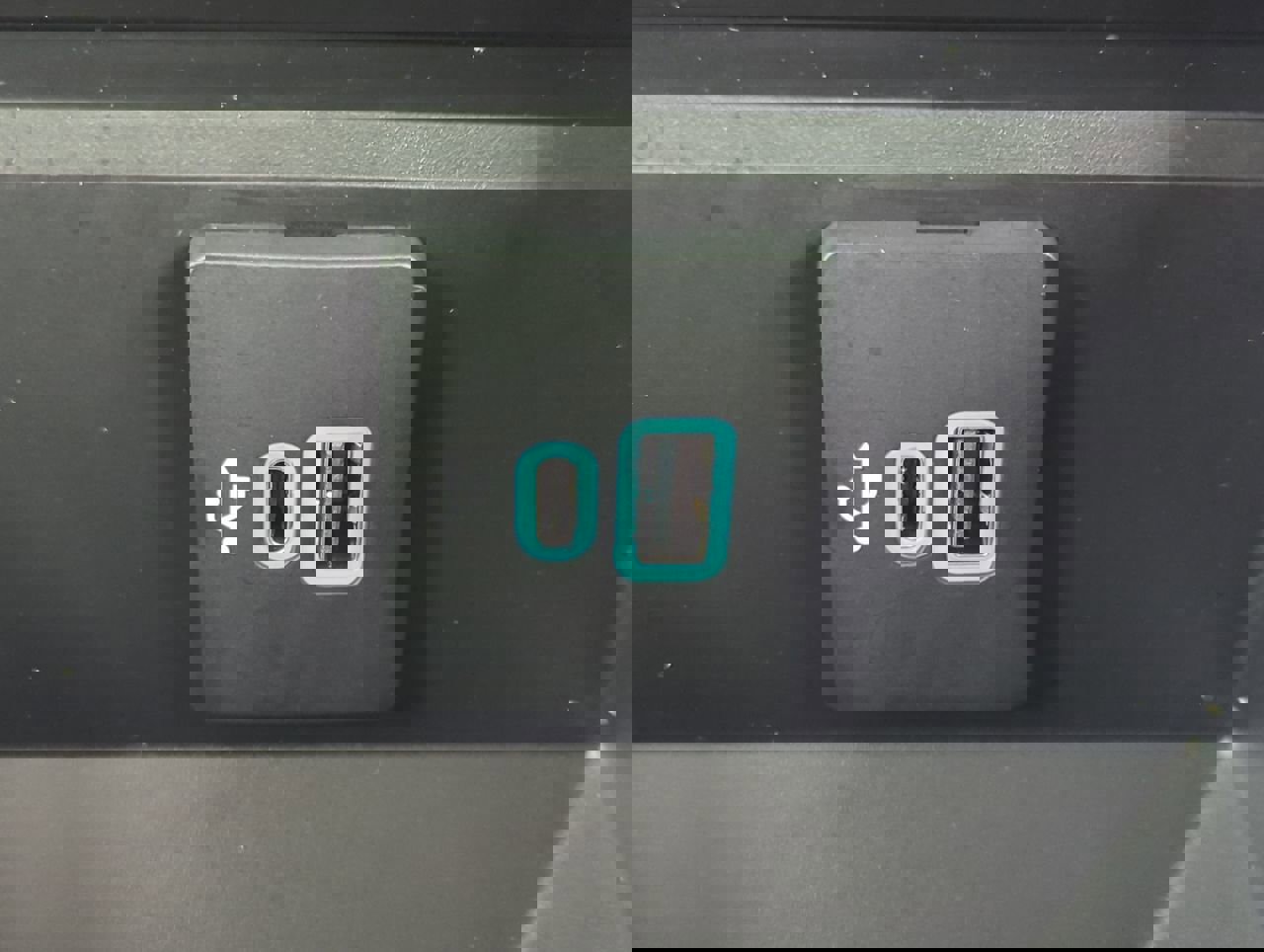 Certified 2024 Ford F250 Lariat w/ Lariat Ultimate Package AWD/4WD image 20