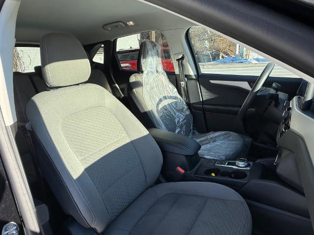 Certified 2022 Ford Escape SE image 10