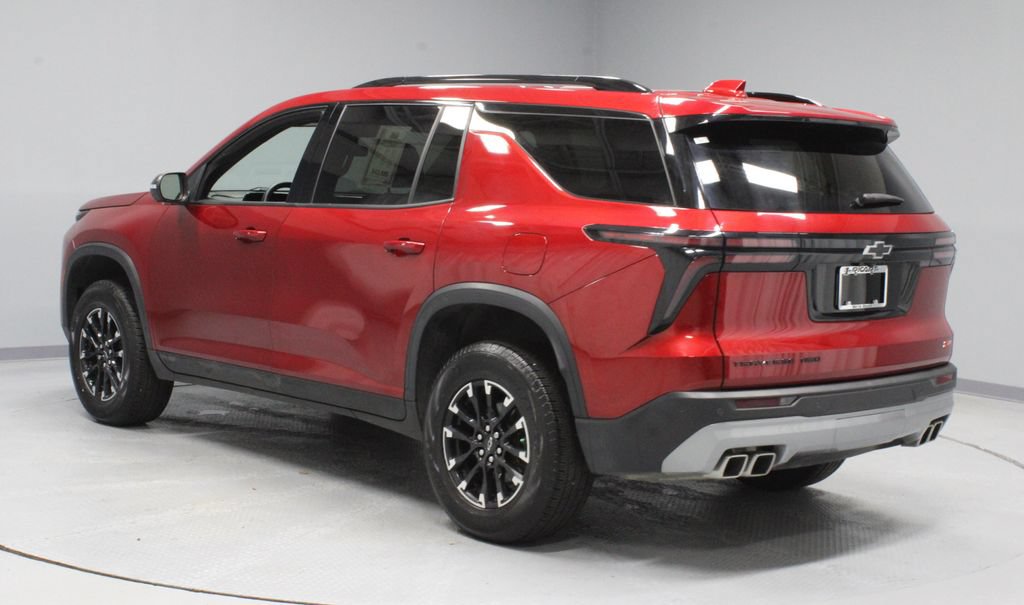 Used 2024 Chevrolet Traverse Z71 AWD/4WD image 8