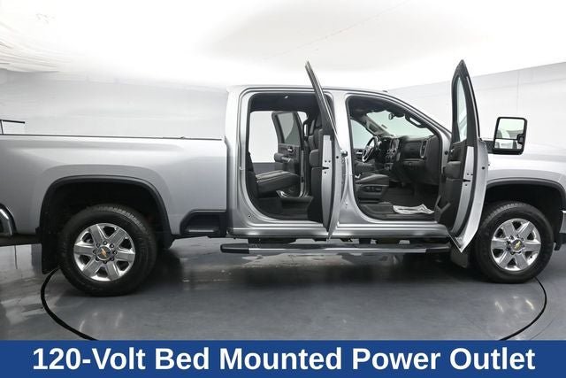 Used 2022 Chevrolet Silverado 3500 LTZ AWD/4WD image 32