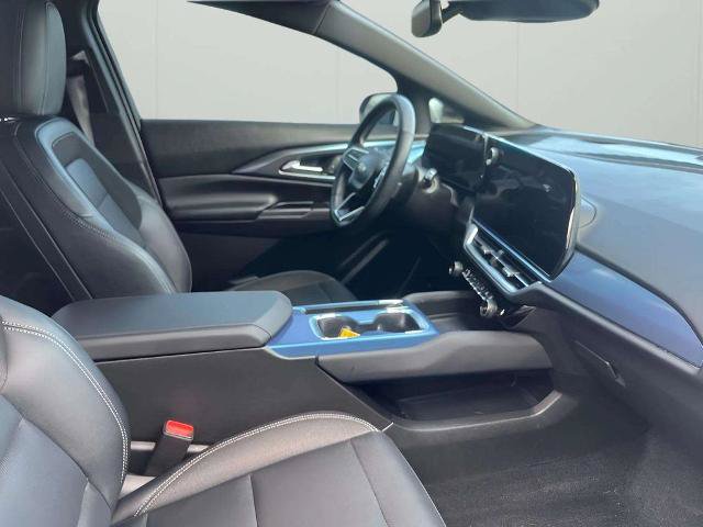 Used 2024 Chevrolet Equinox EV LT AWD/4WD image 10
