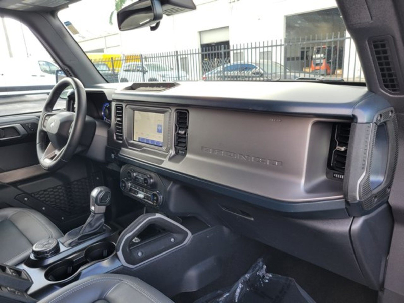 Certified 2023 Ford Bronco Outer Banks AWD/4WD image 33