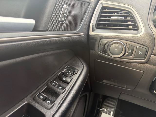 Certified 2024 Ford Edge SEL AWD/4WD image 23