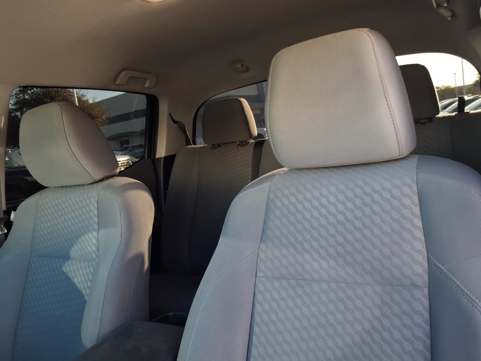 Used 2022 Toyota Tacoma SR image 15