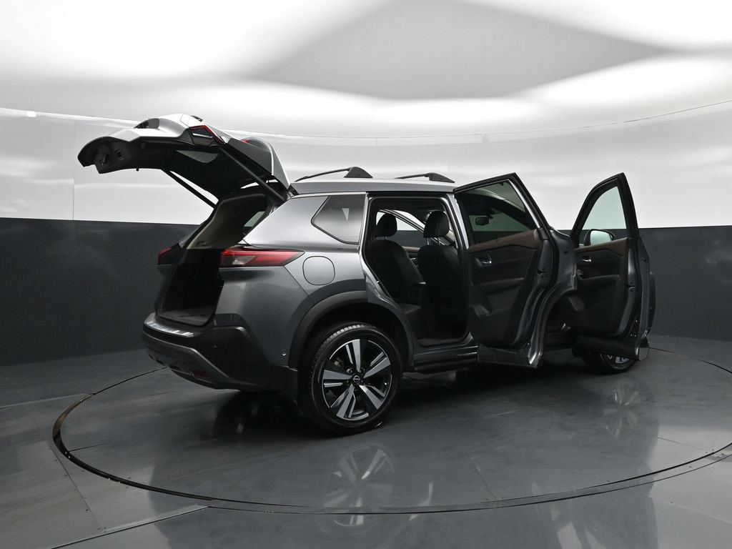 Used 2023 Nissan Rogue SL w/ SL Premium Package FWD image 6