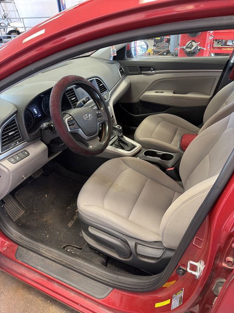 Used 2018 Hyundai Elantra Value Edition FWD image 2