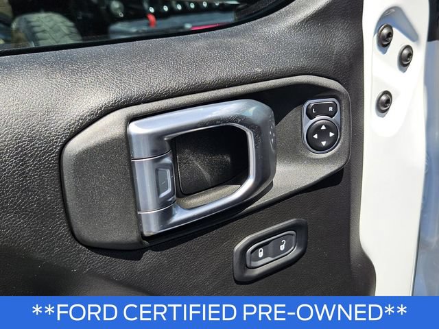 Used 2023 Jeep Gladiator Sport AWD/4WD image 18