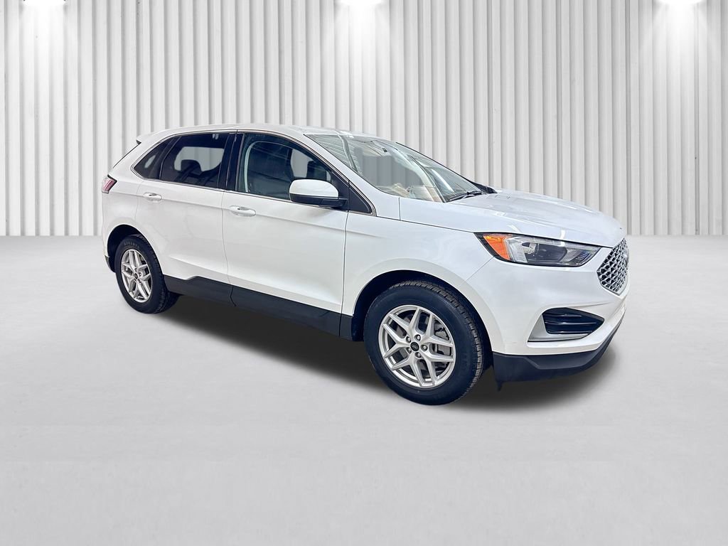 Certified 2024 Ford Edge SEL image 2