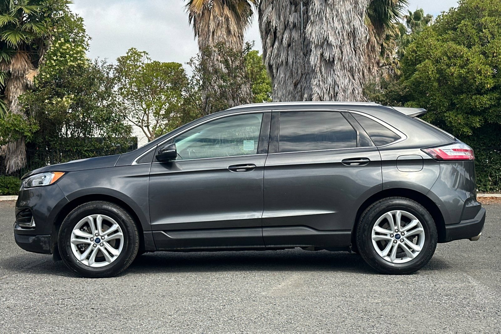 Certified 2019 Ford Edge SEL w/ Equipment Group 201A AWD/4WD image 7