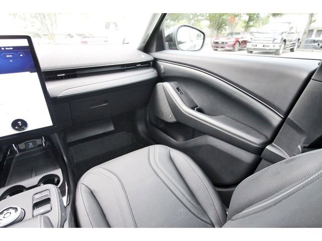 Certified 2024 Ford Mustang Mach-E Premium AWD/4WD image 9