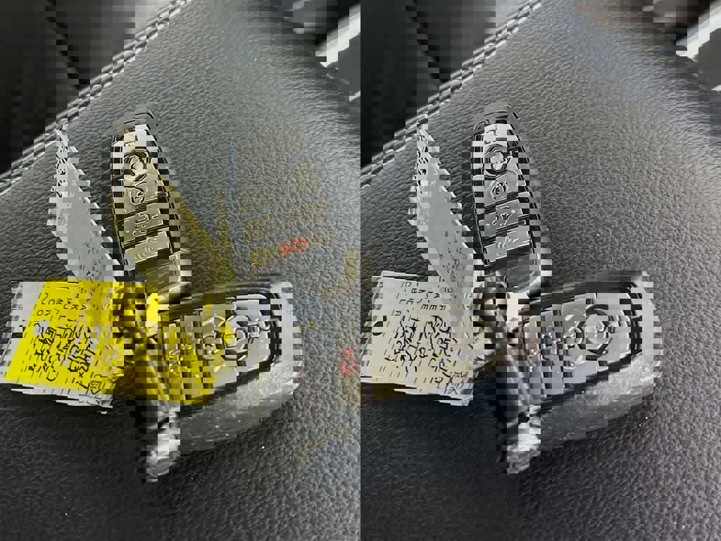 Certified 2019 Ford F150 Raptor w/ Equipment Group 802A Luxury image 23