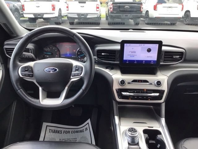 Certified 2023 Ford Explorer XLT w/ Equipment Group 202A AWD/4WD image 10
