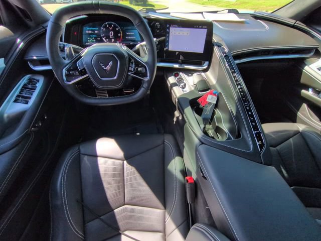 Used 2024 Chevrolet Corvette Stingray w/ Z51 Performance Package image 14