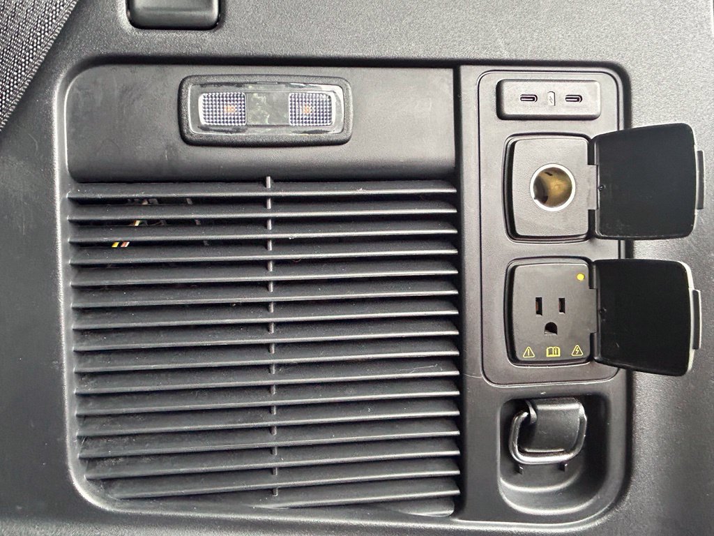 Certified 2025 Ford Expedition Active AWD/4WD image 29