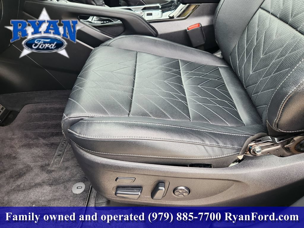 Used 2024 Kia Telluride SX X-Line AWD/4WD image 16
