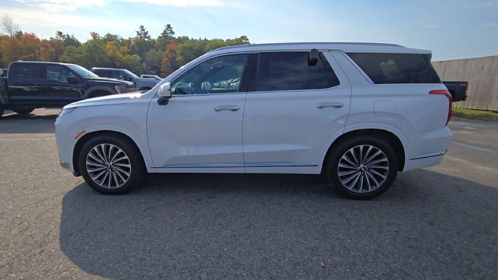 Used 2025 Hyundai Palisade Calligraphy AWD/4WD image 17