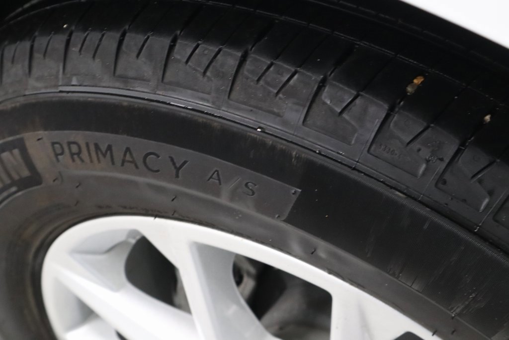 Used 2022 Chevrolet Equinox LS w/ LS Convenience Package image 19