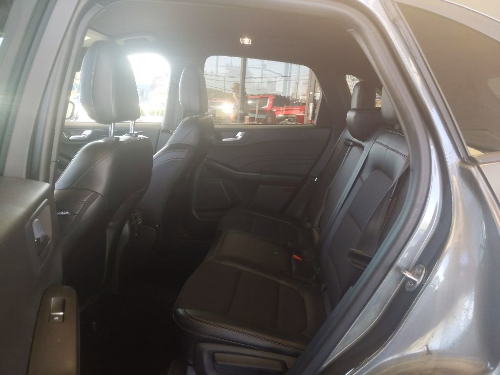 Certified 2023 Ford Escape ST-Line w/ Tech Pack #1 AWD/4WD image 14